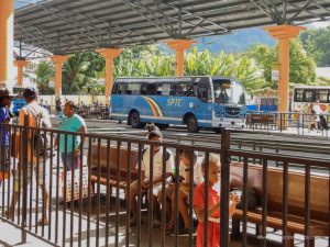 Buses, Seychelles cost of travel.