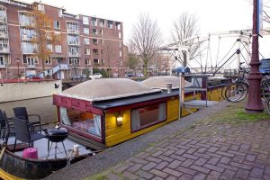 Hausboot Mieten Amsterdam: Amico Amsterdam House Boat. Amsterdam unterkunft hausboot.