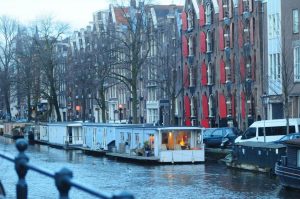 amsterdam hausboot mieten. Bed and Breakfast Amsterdam Hausboot.