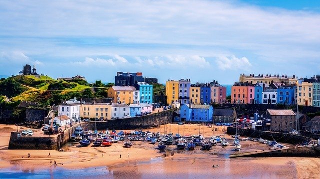Great place to stay in the UK: Pembrokeshire National Park, Tenby Pembrokeshire.